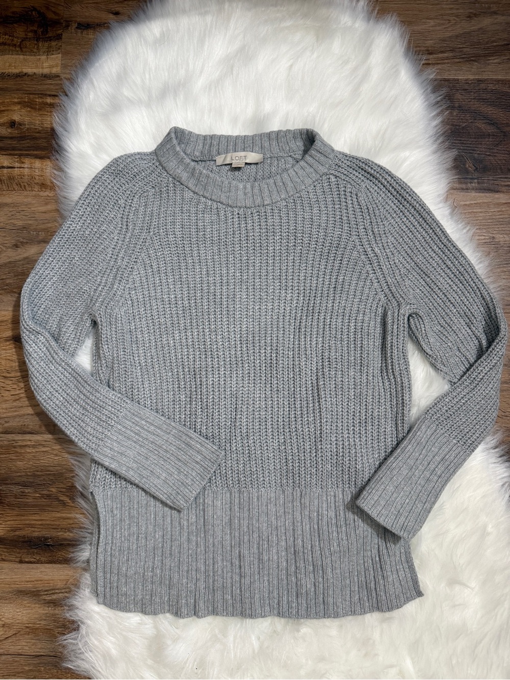 LOFT Gray Ribbed Knit Raglan Crewneck Sweater Size XS